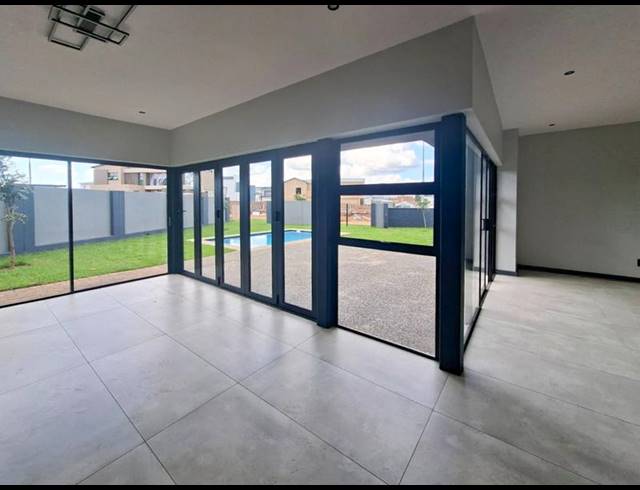 4 BEDROOM HOUSE FOR SALE IN FOUNTAINBROOK ESTATE